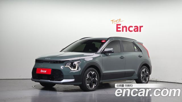 Kia Niro 2024 — photo 1