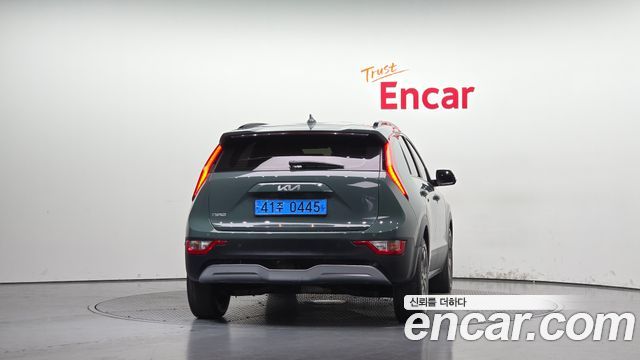 Kia Niro 2024 — photo 4