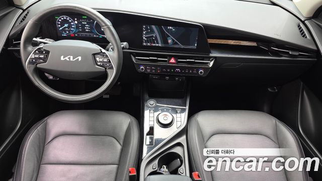 Kia Niro 2024 — photo 10