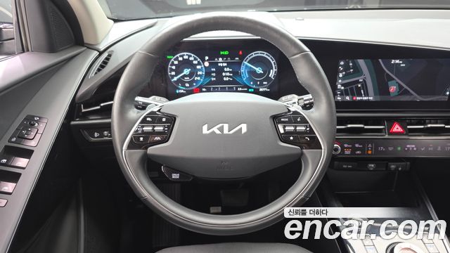 Kia Niro 2024 — photo 18