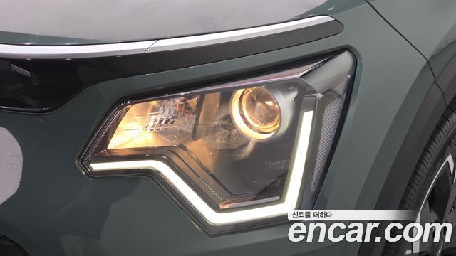 Kia Niro 2024 — photo 8