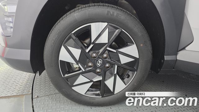 Hyundai Kona 2023 — photo 5