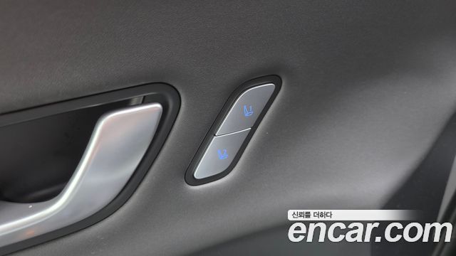 Hyundai Kona 2023 — photo 14