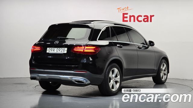 Mercedes-Benz GLC-Class 2016 — photo 2
