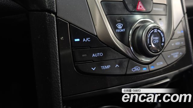 Hyundai Grandeur 2015 — photo 16