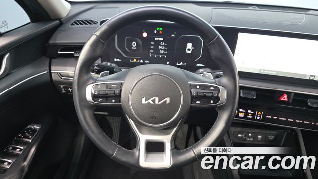 Kia K5 2024 — photo 20
