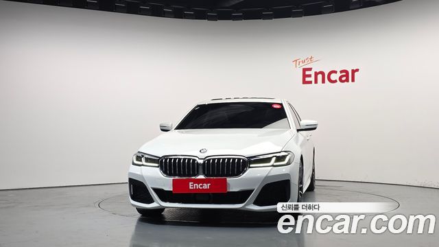 BMW 5-Series 2023 — photo 3