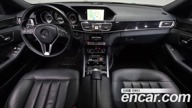 Mercedes-Benz E-Class 2014 — photo 10