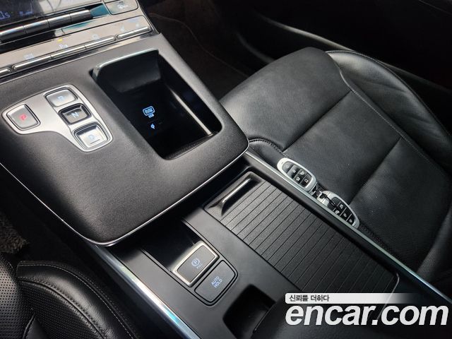 Hyundai Grandeur 2023 — photo 12