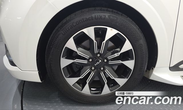 Kia Canival 2021 — photo 5