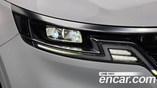 Kia Canival 2021 — photo 8