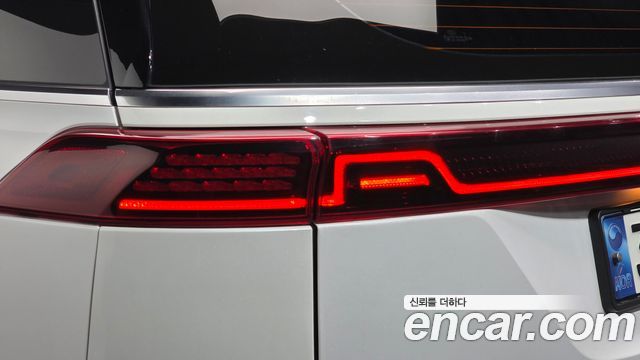 Kia Canival 2021 — photo 9