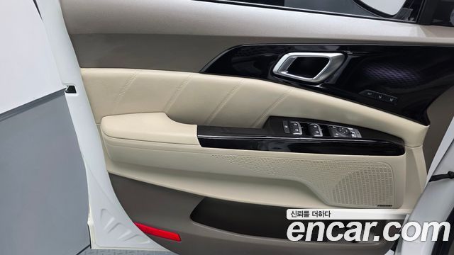 Kia Canival 2021 — photo 15