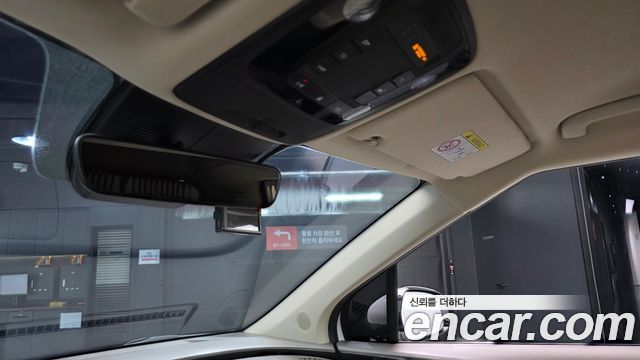 Kia Canival 2021 — photo 29