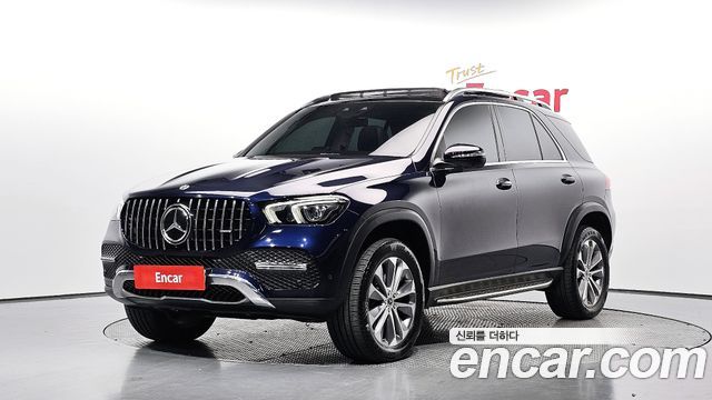 Mercedes-Benz GLE-Class 2022 — photo 1