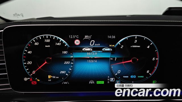 Mercedes-Benz GLE-Class 2022 — photo 8