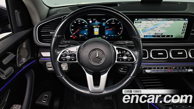 Mercedes-Benz GLE-Class 2022 — photo 12