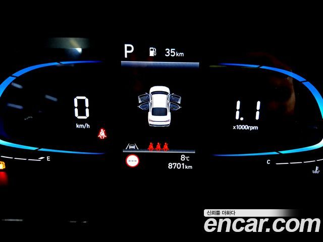 Hyundai AVANTE 2025 — photo 8