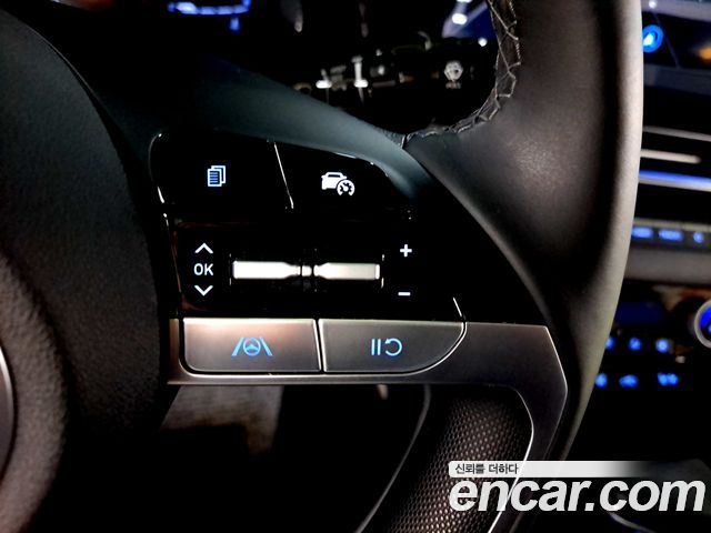 Hyundai AVANTE 2025 — photo 12