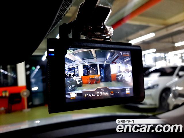 Hyundai AVANTE 2025 — photo 17