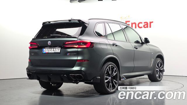 BMW X5 2022 — photo 2