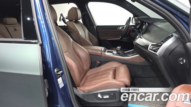 BMW X5 2022 — photo 17