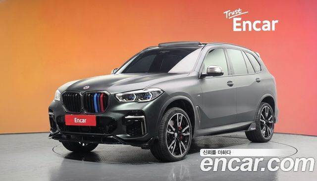 BMW X5 2022 — photo 1