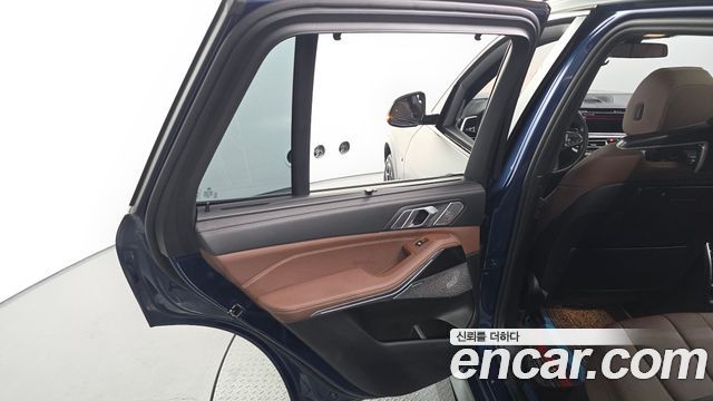 BMW X5 2022 — photo 15
