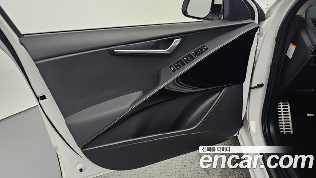 Kia Niro 2022 — photo 14