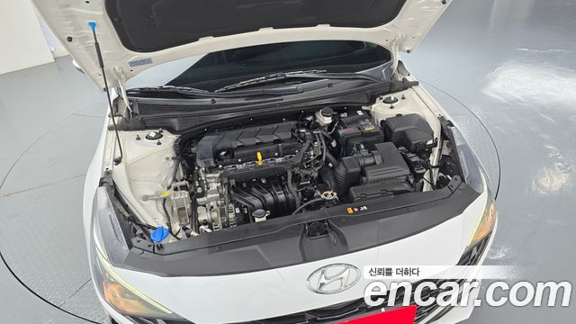 Hyundai AVANTE 2023 — photo 6