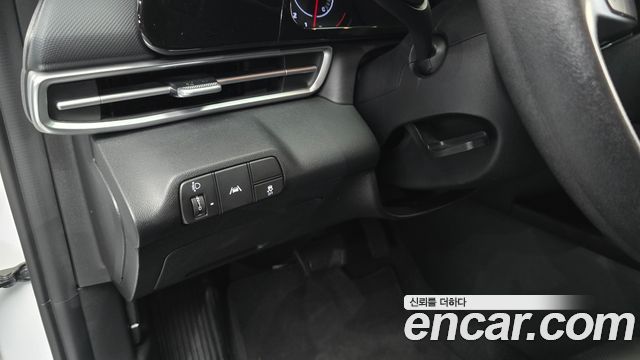 Hyundai AVANTE 2023 — photo 24