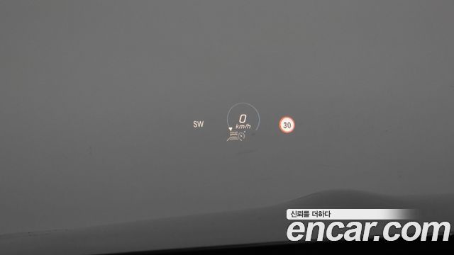 Mercedes-Benz E-Class 2022 — photo 14