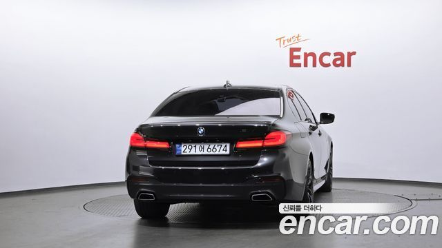 BMW 5-Series 2018 — photo 4