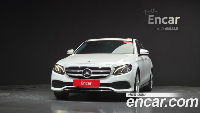 Mercedes-Benz E-Class 2018 — photo 3
