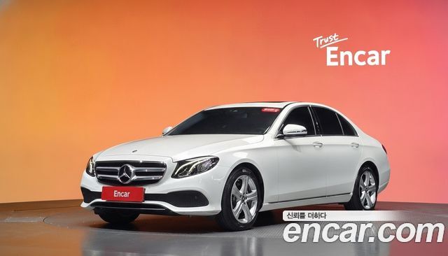 Mercedes-Benz E-Class 2018 — photo 1