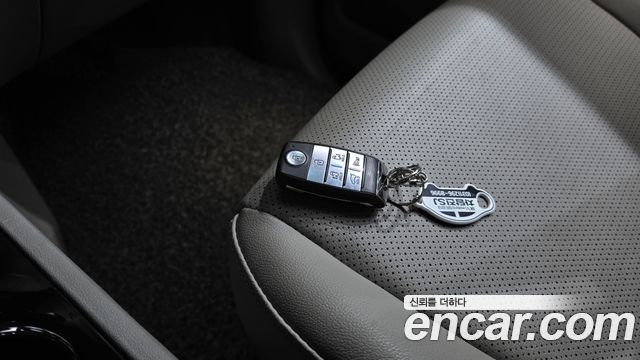 Kia Canival 2019 — photo 17
