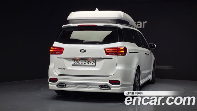 Kia Canival 2020 — photo 4