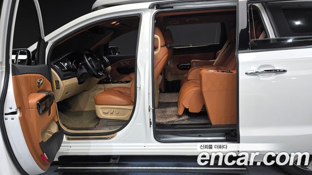 Kia Canival 2020 — photo 11