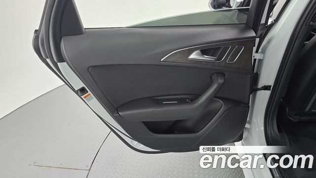 Audi A6 2018 — photo 15