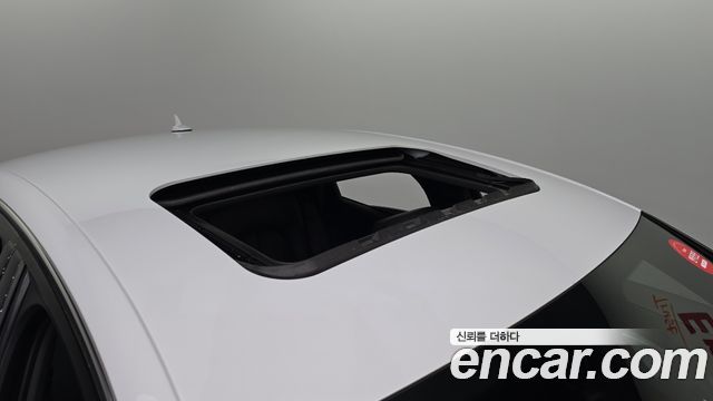 Audi A6 2018 — photo 27
