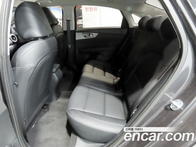 Kia K3 2020 — photo 13