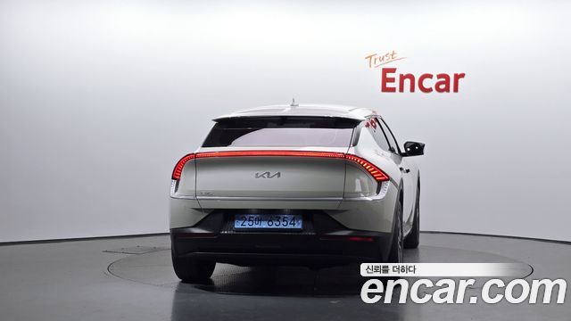 Kia EV6 2023 — photo 4