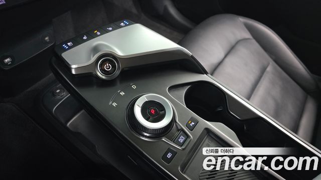 Kia EV6 2023 — photo 9