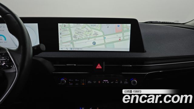 Kia EV6 2023 — photo 13
