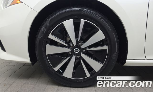 Nissan Altima 2019 — photo 5