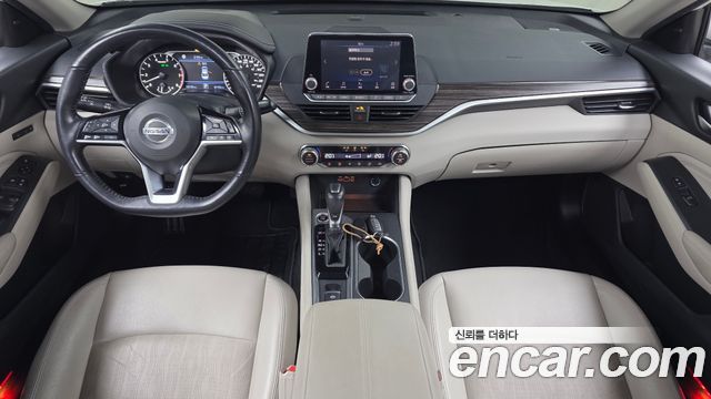 Nissan Altima 2019 — photo 10
