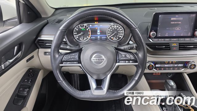 Nissan Altima 2019 — photo 20
