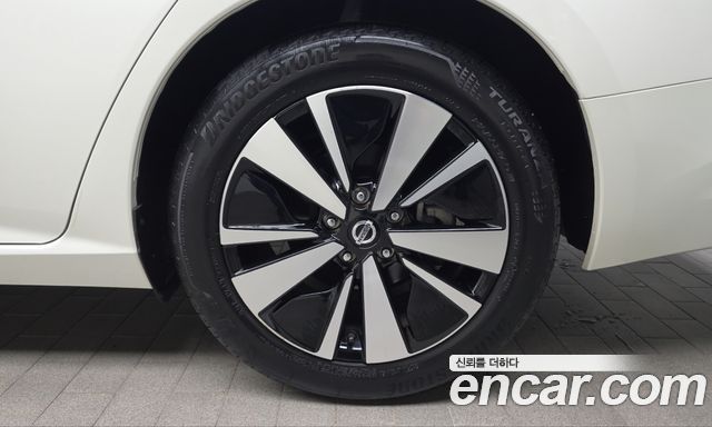 Nissan Altima 2019 — photo 7