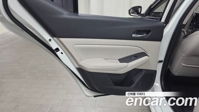 Nissan Altima 2019 — photo 15