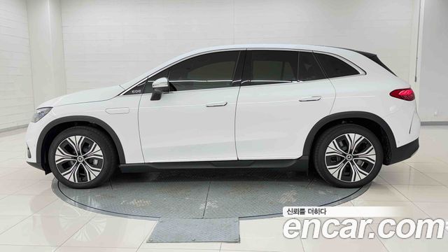 Mercedes-Benz EQE 2026 — photo 2